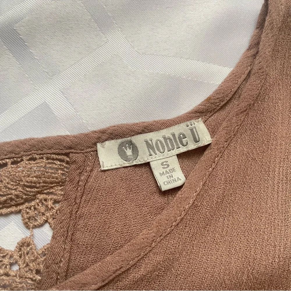 Noble U Lace Trim Bell Sleeve Peplum Top Brown Women's Small